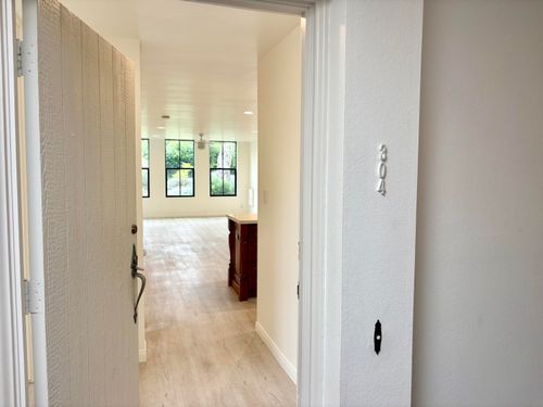 304-1220 Coast Village Rd, Santa Barbara, CA, 93108-2741 | Card Image