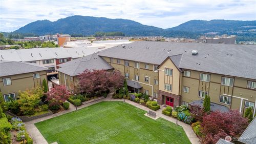 a-303-973 Ne Ingram St, Issaquah, WA, 98029-5429 | Card Image