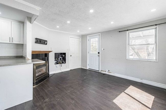 7504 Kipling Ave, House other with 2 bedrooms, 1 bathrooms and 3 parking in Woodbridge ON | Image 12