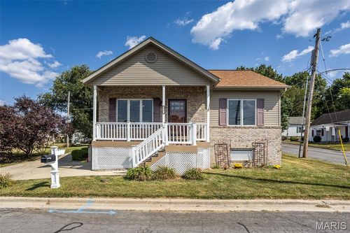 127 Collinsville St, Glen Carbon, IL, 62034-1600 | Card Image