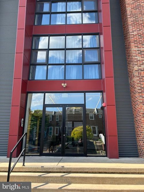 3-5938 Henry Ave, PHILADELPHIA, PA, 19128-5983 | Card Image