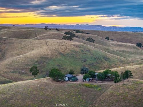 3775 Creston Shandon Rd, Paso Robles, CA, 93446 | Card Image