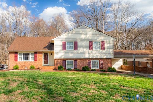 10052 Beechwood Dr, Mechanicsville, VA, 23116-2730 | Card Image