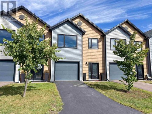 50 Dr. John Knox Way, Stratford, PE, C1B4G1 | Card Image