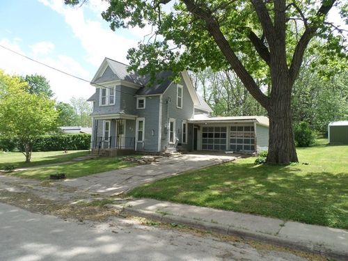 43 River St S, Central City, IA, 52214-9495 | Card Image