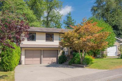 9582 214a St, House other with 4 bedrooms, 3 bathrooms and 6 parking in Langley BC | Image 1