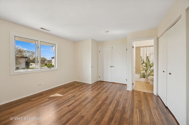 APT-205 - 1121-W Hinswood Dr, Condo with 2 bedrooms, 2 bathrooms and 1 parking in Darien IL | Image 12
