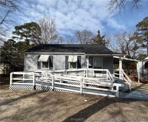 503 E 6th Ave, Raeford, NC, 28376-2241 | Card Image