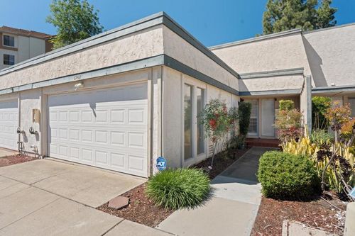 6960 Caminito Curva, San Diego, CA, 92119-2438 | Card Image