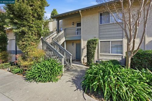 1050 Summershore Ct, San Jose, CA, 95122-3368 | Card Image
