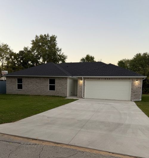 223 Ross Ave, Sapulpa, OK, 74066-6427 | Card Image