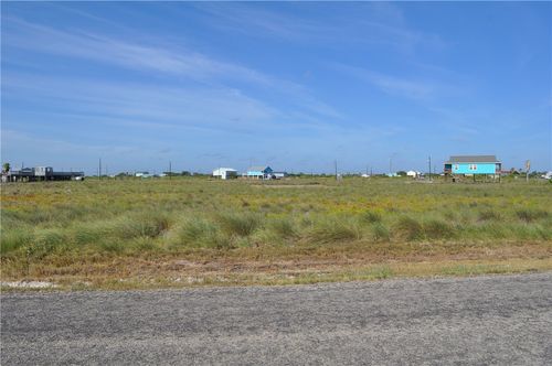 324 Swordfish Dr, Rockport, TX, 78382-9351 | Card Image