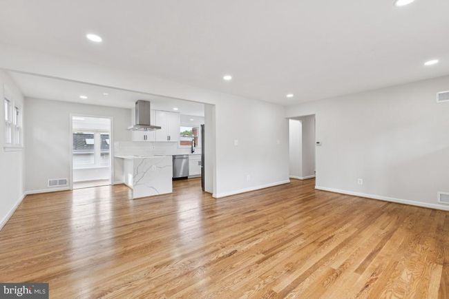 6087 8 Th Pl N, House other with 4 bedrooms, 3 bathrooms and null parking in ARLINGTON VA | Image 12