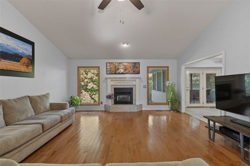 6 Tisbury Ln, Bella Vista, AR, 72715-5022 | Card Image