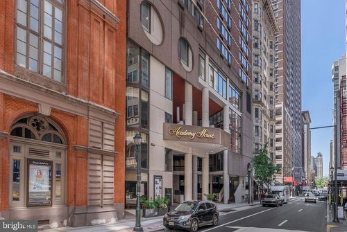 6m-1420 Locust St, PHILADELPHIA, PA, 19102-4205 | Card Image