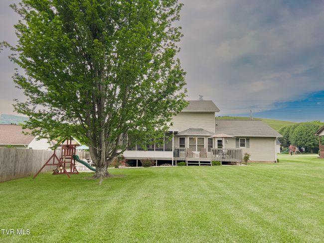 519 Foxgate Dr, House other with 3 bedrooms, 3 bathrooms and null parking in Erwin TN | Image 50