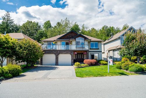 33527 12th Ave, Mission, BC, V2V6Z6 | Card Image