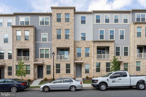 42560 Invergordon Ter, STERLING, VA, 20166-2782 | Card Image