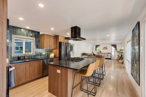 232-1830 Mamquam Rd, Garibaldi Highlands, BC, V0N1T0 | Card Image