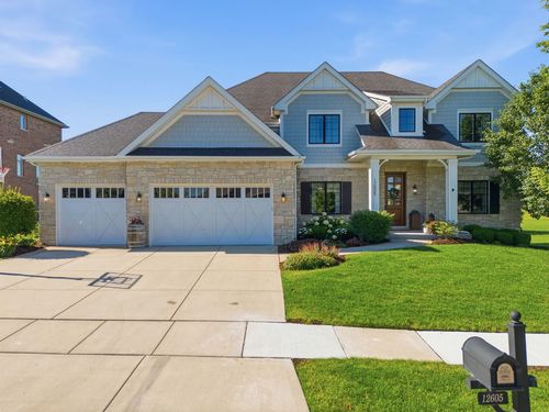 12605 Thornberry Drive, Lemont, IL, 60439 | Card Image