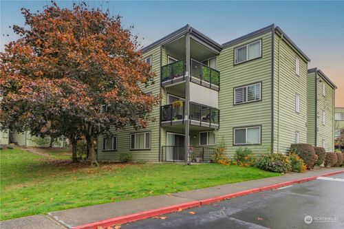 n225-13011 E Gibson Rd, Everett, WA, 98204 | Card Image