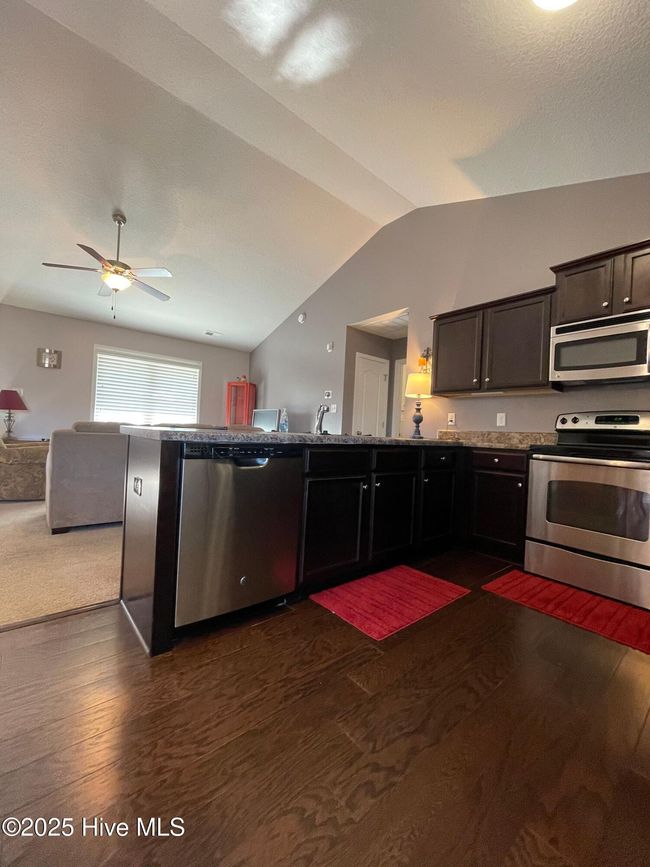 754 Radiant Dr, House other with 2 bedrooms, 2 bathrooms and 2 parking in Jacksonville NC | Image 11