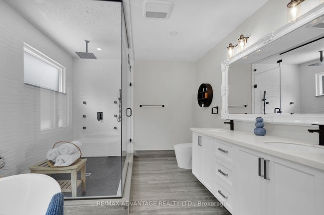 9755 Longwoods Rd, House other with 5 bedrooms, 3 bathrooms and 4 parking in London ON | Image 35