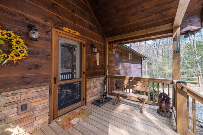 398 Dancing Trees Trl, Home with 3 bedrooms, 4 bathrooms and 1 parking in Morganton GA | Image 20