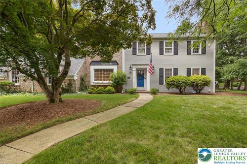 2898 Fairfield Dr, ALLENTOWN, PA, 18103-5412 | Card Image