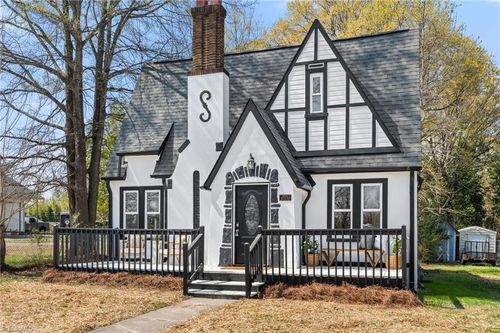 4 Elliott Dr, Thomasville, NC, 27360-4613 | Card Image