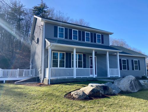 221 River Rd, Unionville, CT, 06085-1013 | Card Image