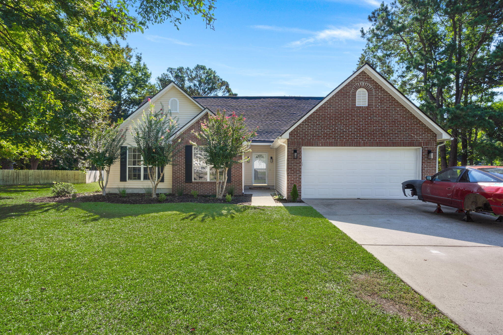 Lipman St, Summerville, SC 29483