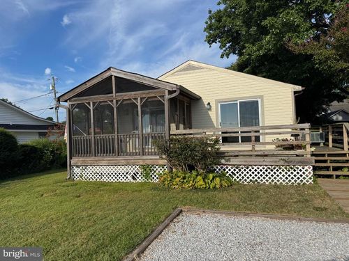 5196 Chesapeake Ave, SHADY SIDE, MD, 20764-9542 | Card Image