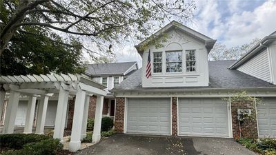 206 Waterside Dr, Townhouse with 3 bedrooms, 3 bathrooms and 2 parking in Peters Twp PA | Image 1