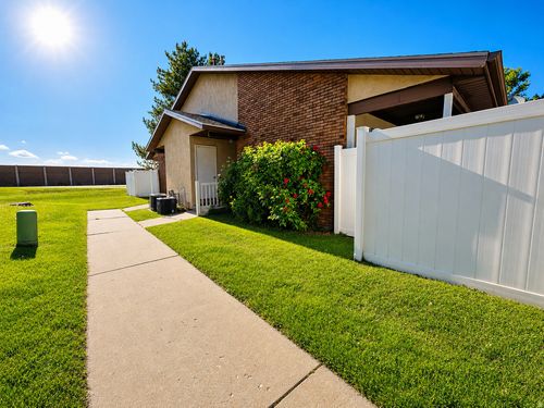 1930 N 750 W, Centerville, UT, 84014-2661 | Card Image
