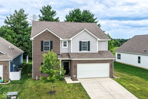 88 Winding Brook Way, Pendleton, IN, 46064-5513 | Card Image