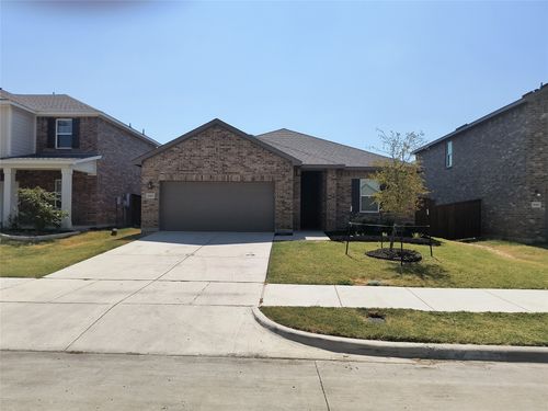 1816 Pueblo St, Forney, TX, 75126-3934 | Card Image