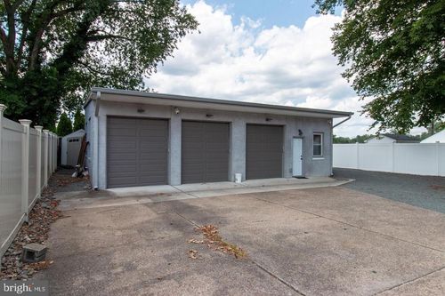 115 Samdin Blvd, TRENTON, NJ, 08610-3932 | Card Image