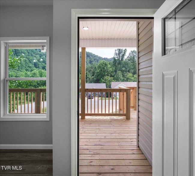 215 Brighton Pl, House other with 3 bedrooms, 3 bathrooms and null parking in Bristol TN | Image 15
