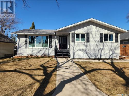 1313 100 St, Tisdale, SK, S0E1T0 | Card Image