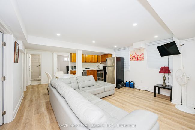 86 Sunset Way, House other with 9 bedrooms, 7 bathrooms and 4 parking in Thorold ON | Image 34