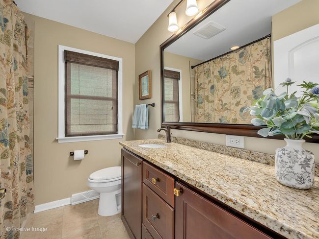 729 S Fairview Ave, House other with 3 bedrooms, 3 bathrooms and 2 parking in Elmhurst IL | Image 17
