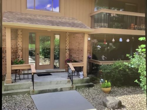 3-1-8090 Garfield Ave, Burr Ridge, IL, 60527-7910 | Card Image