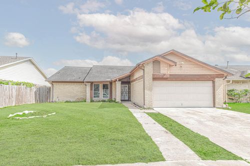 12054 Plumpoint Dr, Houston, TX, 77099-3214 | Card Image
