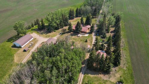 25124 Township Road 362, Rural Red Deer County, AB, T0M1R0 | Card Image