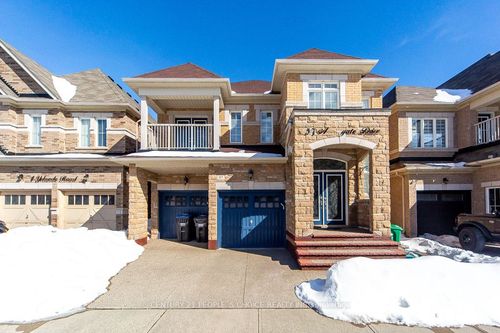 57 Aldersgate Dr, Brampton, ON, L7A3Z9 | Card Image