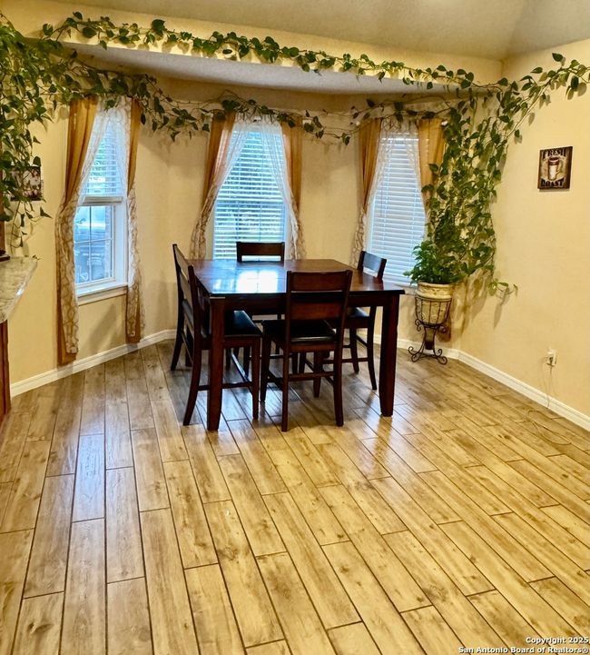 22739 Lazy Stream Dr, House other with 4 bedrooms, 2 bathrooms and null parking in Elmendorf TX | Image 7