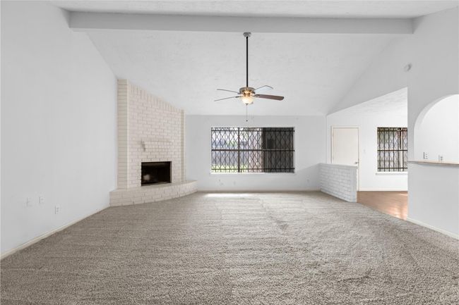 1330 Stevenage Ln, House other with 3 bedrooms, 2 bathrooms and 2 parking in Channelview TX | Image 11
