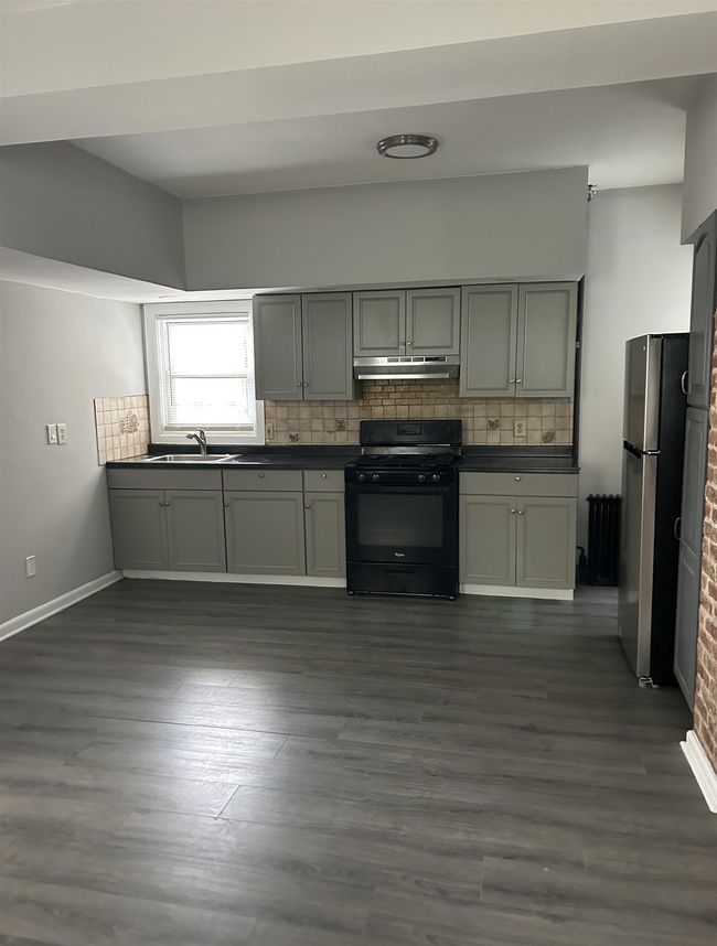 APT-1 - 339 Danforth Ave, House other with 2 bedrooms, 1 bathrooms and null parking in Jersey City NJ | Image 5
