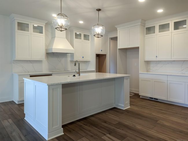 Kitchen | Image 22